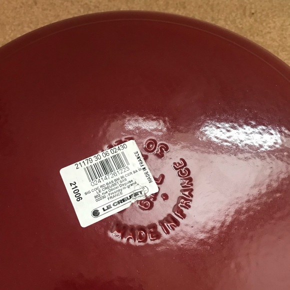 Le Creuset new #30 6.75qt Red - Picture 5 of 14